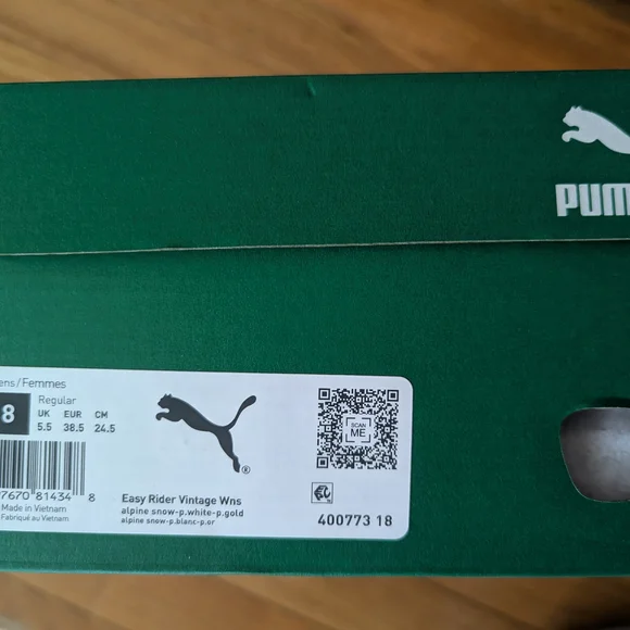 Puma Women's White Sneakers - Picture 12 of 12